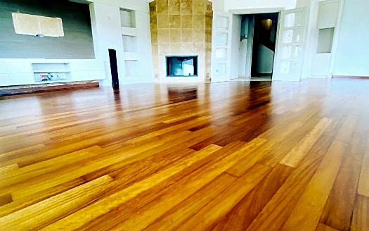 ULUS FULL AKTİVİTELİ SİTE İÇERİSİNDE 6 ODA 5 BANYO ÇATI DUBLEKSİ