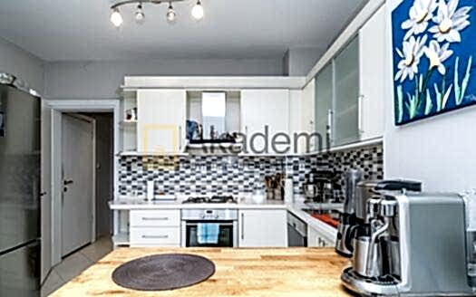 Ulus sol tarafta 2 köprü arası muhteşem boğaz manzaralı daire